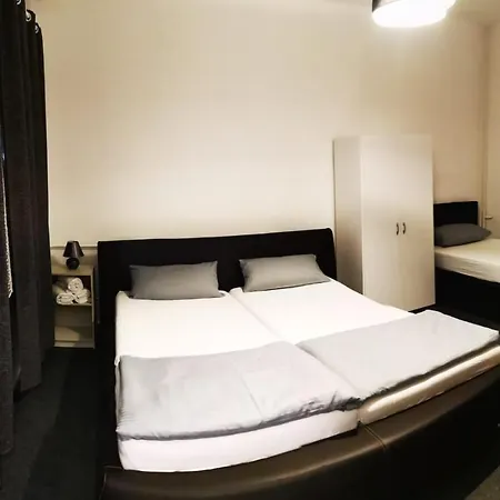 - A2 Rothensee / * Magdeburg