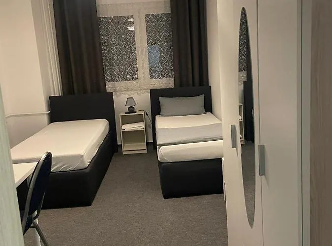 - A2 Rothensee / ホテル *