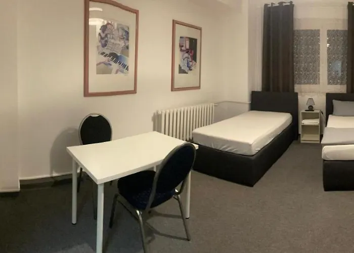 - A2 Rothensee / Hotel *